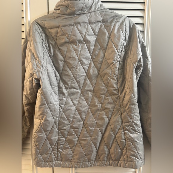 Patagonia Girls' Nano Puff Jacket Sz large-12 - Picture 5 of 13